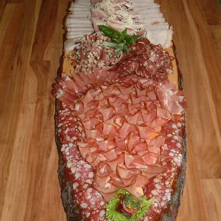 Woid Mandl شقة فيلدين ام ورثرسي